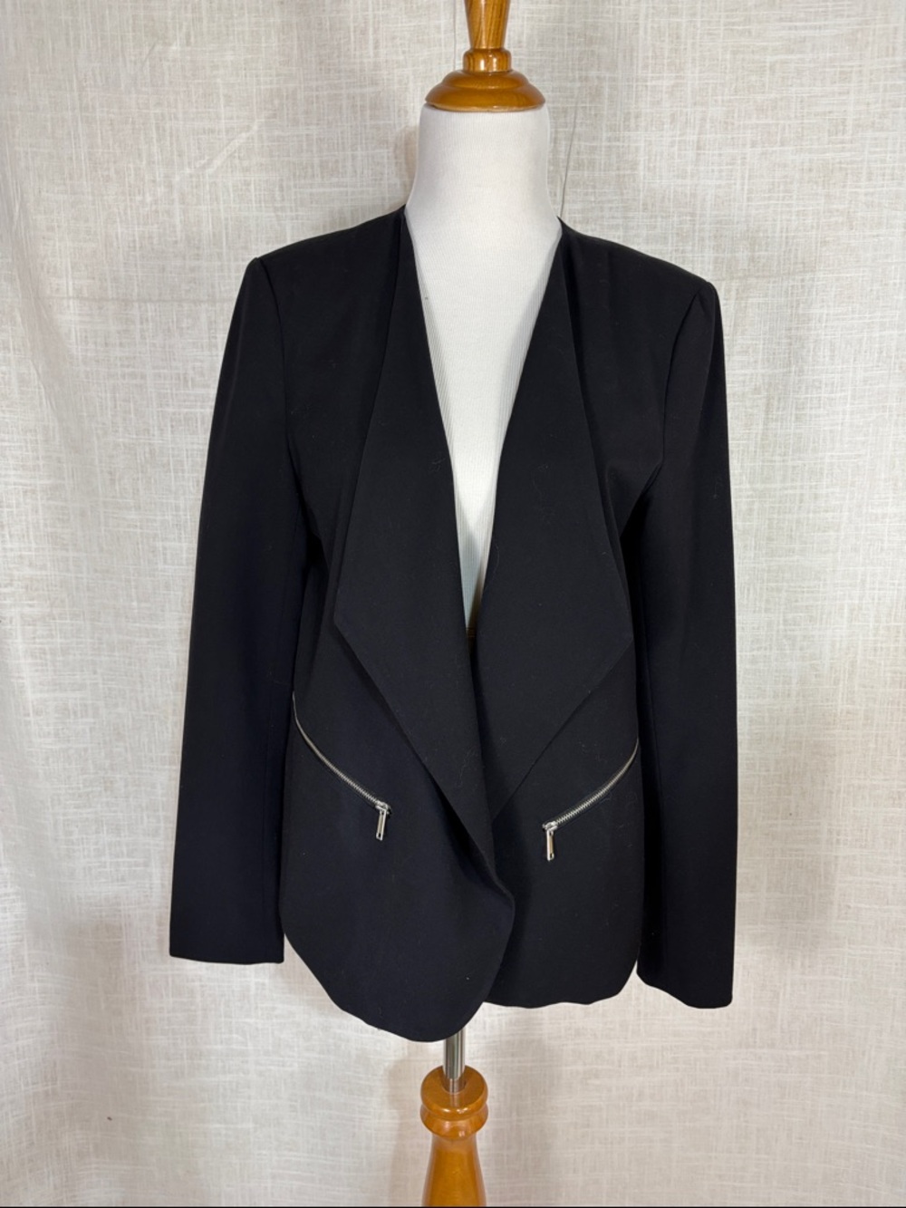 Larry Levine black waterfall blazer - machine washable!